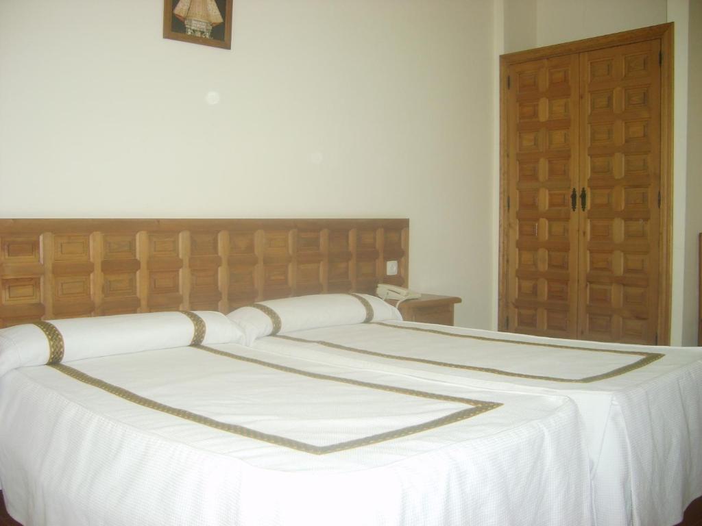 Twin Room,16073327:JPEG